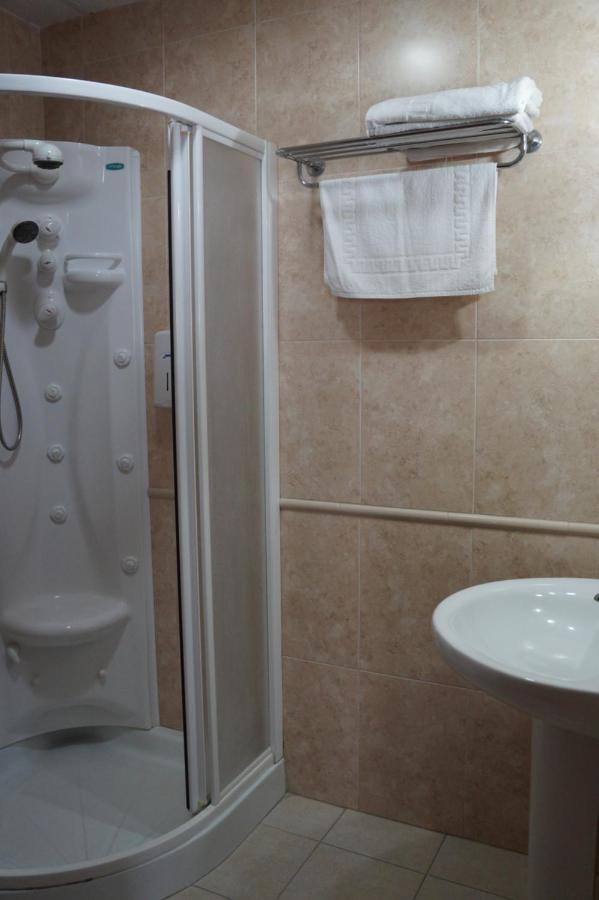 Hostal La Conilena Кониль-де-ла-Фронтера Экстерьер фото