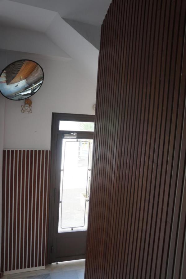 Hostal La Conilena Кониль-де-ла-Фронтера Экстерьер фото